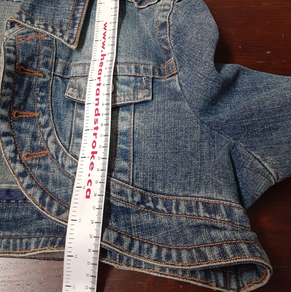 ONE OF A KIND CROP DENIM JACKET BY DEN M - Picture 7 of 10